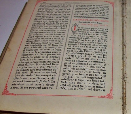 Carte_Bisericeasca_ferecatura_de_argint_carte_de_slujba_Sfanta_Evanghelie_legatorie_Mihai_Vartejaru_Legatoria_Arta_cartii_2015_15